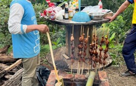 Scrambled eggs in bamboo